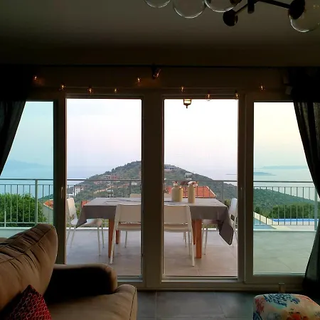 Kas'da Muhtesem Manzarali Villa Kas